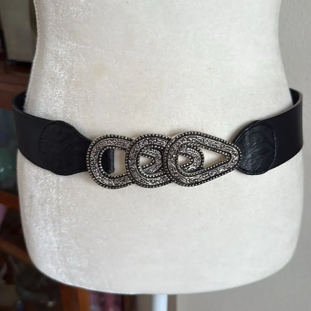 Chico’s leather belt